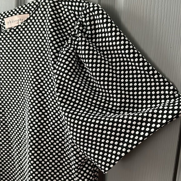 Philosophy Black and White Dot Puff Sleeve - Picture 3 of 7